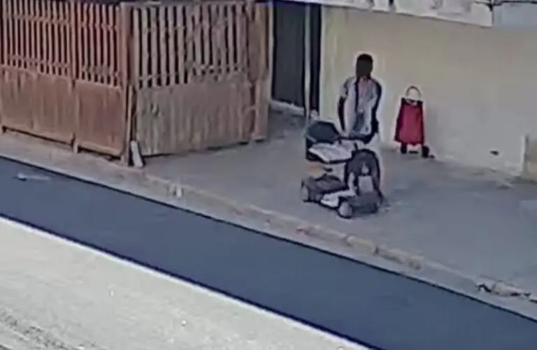 Ladro senza scrupoli: deruba persona invalida in pieno giorno