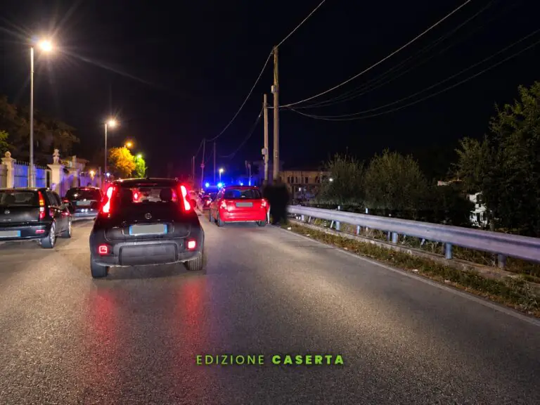 Lite in casa nella frazione: arrivano 2 pattuglie dei carabinieri