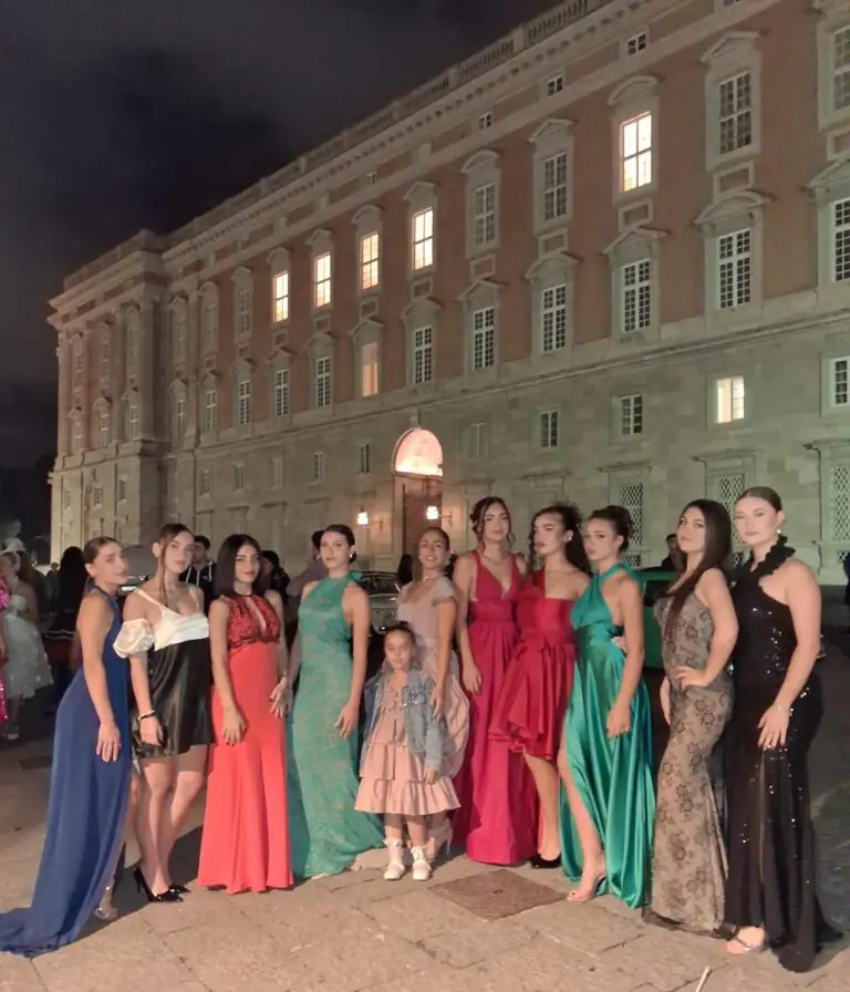 Flik Flok, talento e alta moda davanti alla Reggia: successo per la sfilata del Novelli