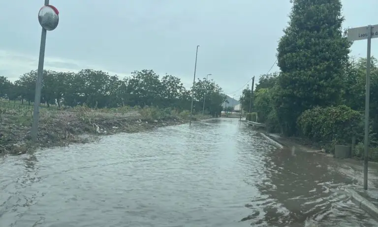 Strada del comune della Valle sommersa, disagi per i viaggiatori