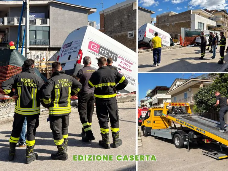 Furgone sprofonda nel cantiere dopo impatto choc con auto