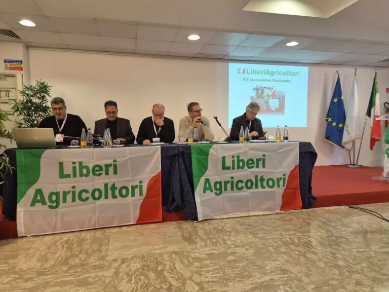 Caro gasolio, agricoltura campana in allarme: «Aziende a rischio chiusura»
