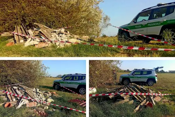 Terreno agricolo con materiali di cemento e amianto